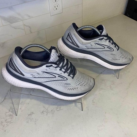 Elevate Your Run with Brooks Women's Glycerin 19, Size 11 - Picture 5 of 8